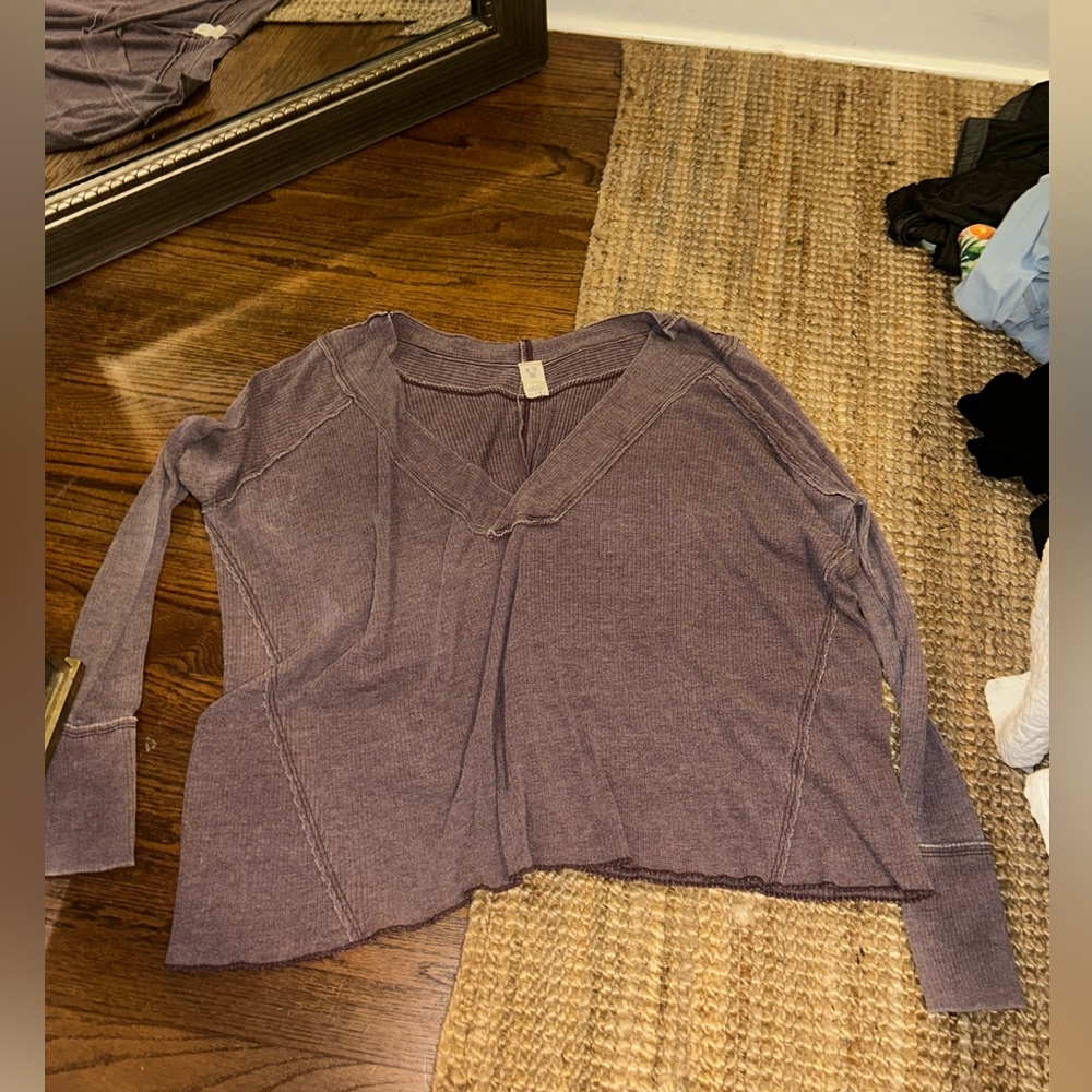 Maroon long sleeve shirt, medium. Thumb holes, oversized style